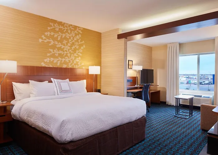Hotel Fairfield & By Marriott 3*