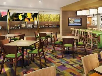 Hotel Fairfield & By Marriott 3*